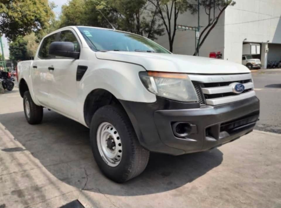 Ford Ranger XLE — foto 2
