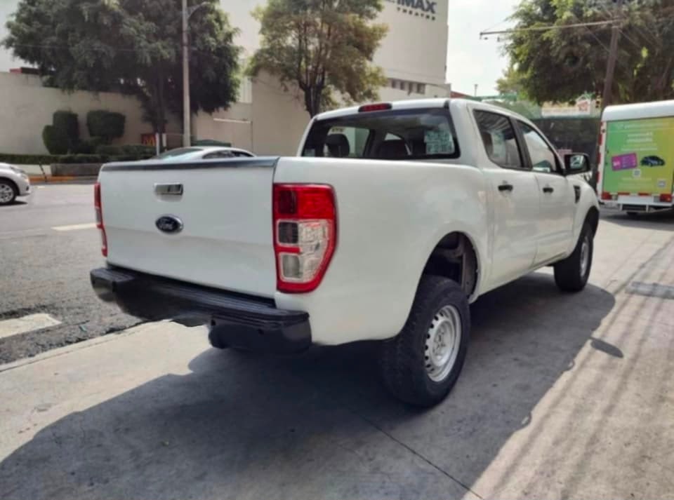 Ford Ranger XLE — foto 5