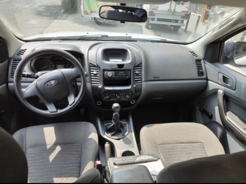 Ford Ranger XLE — foto 6