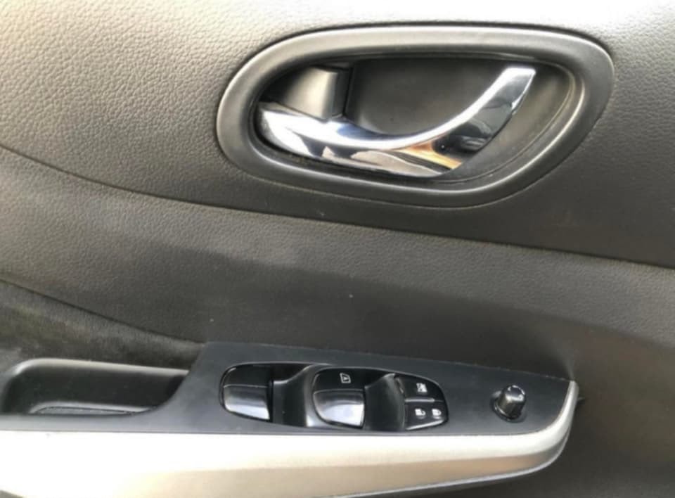 Nissan Frontier LE — foto 9