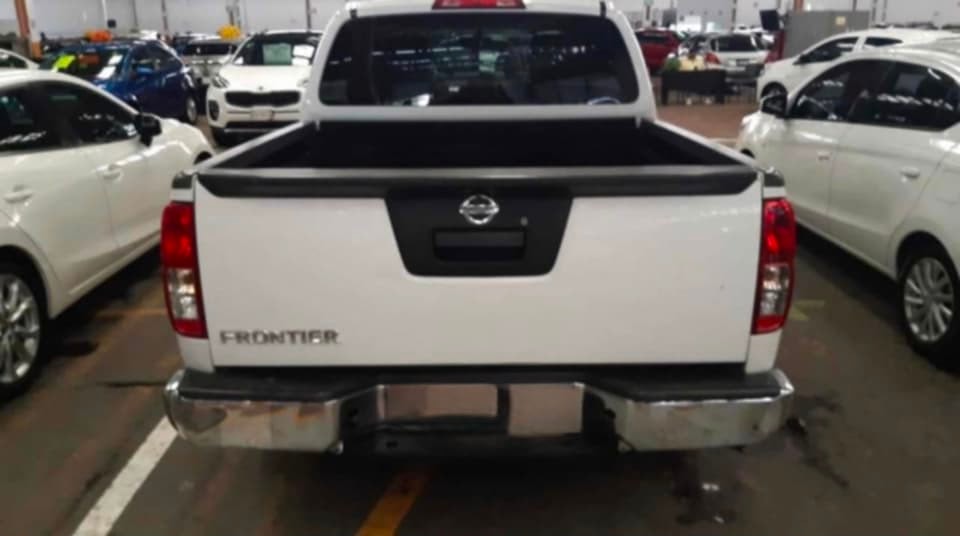 Nissan Frontier Aut 6cil foto 4