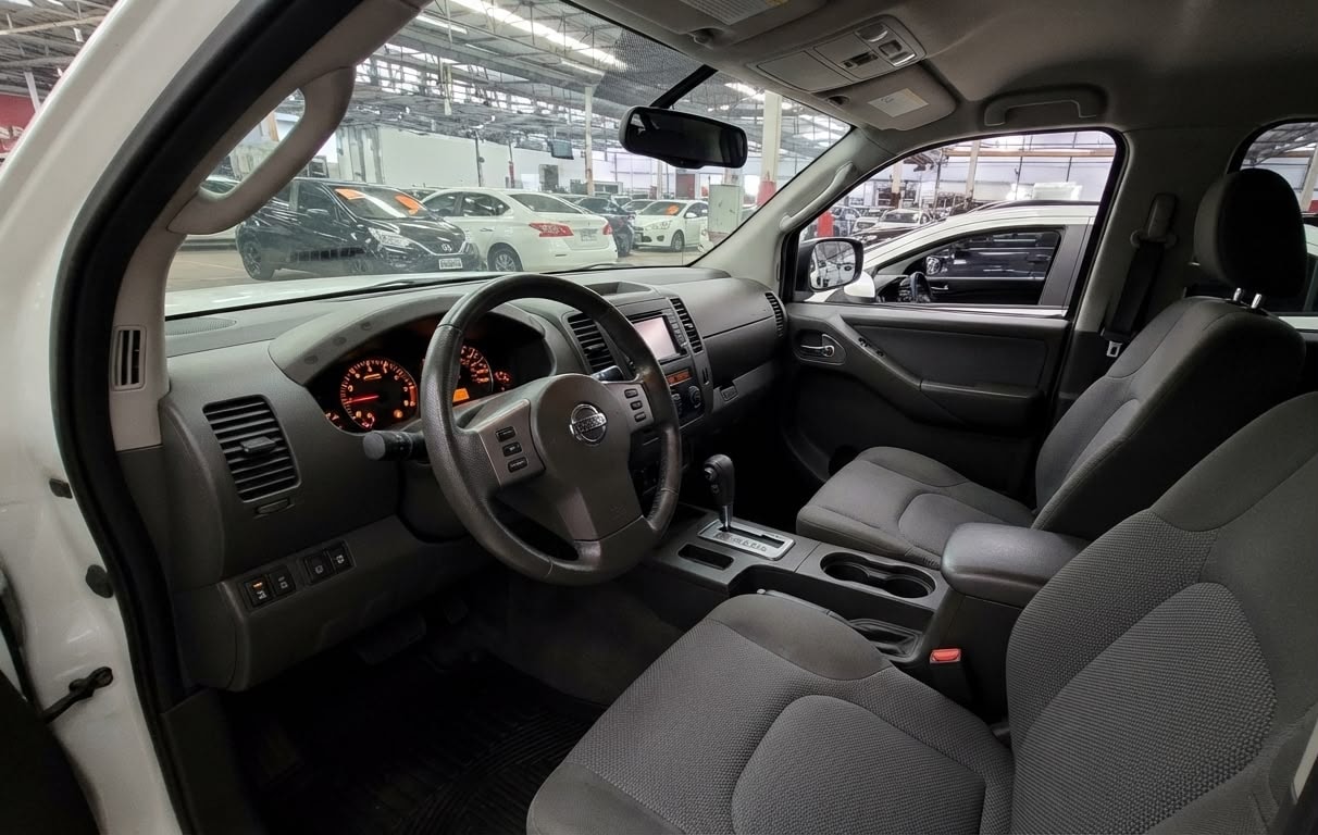 Nissan Frontier Aut 6cil foto 6