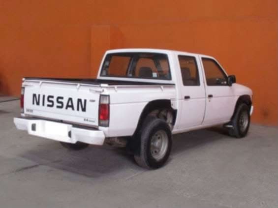 Nissan NP300 Doble Cabina — foto 3