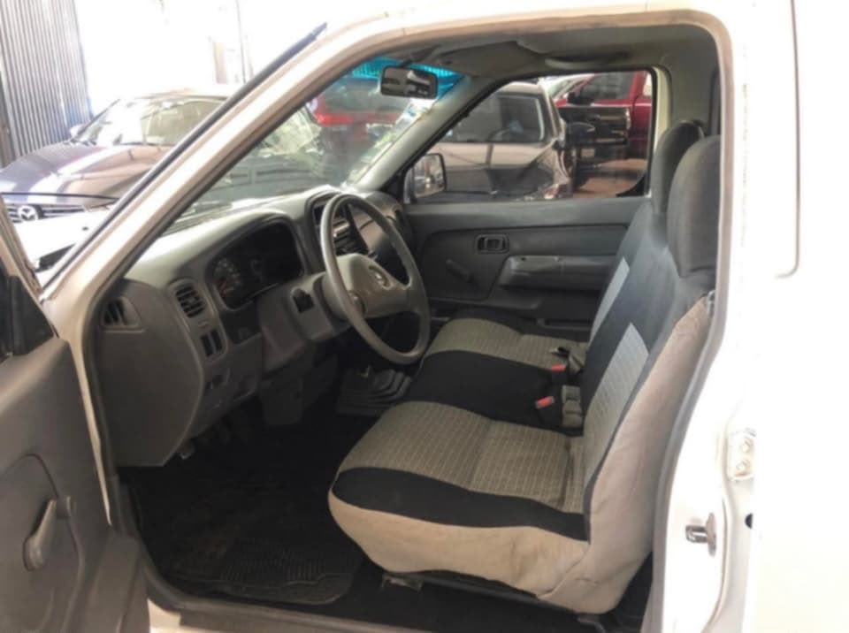 Nissan NP300 Doble Cabina — foto 5