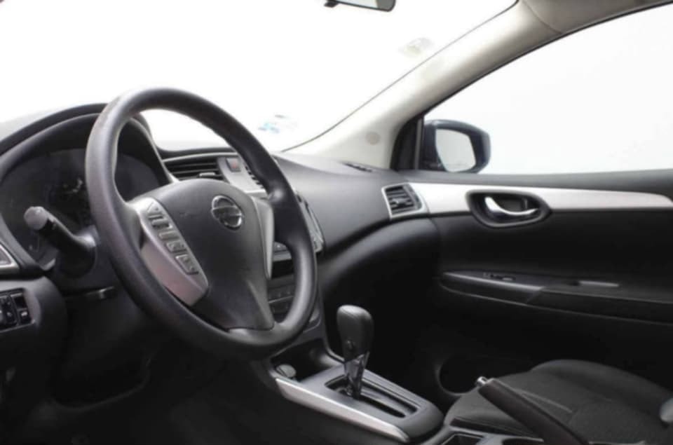 Nissan Sentra Sense Aut foto 6