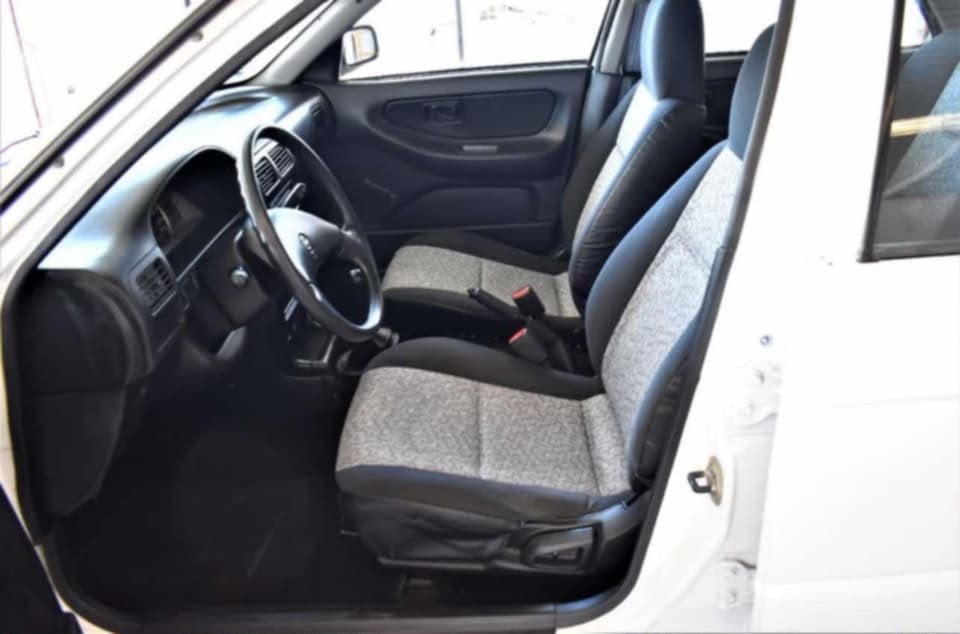 Nissan Tsuru — foto 6
