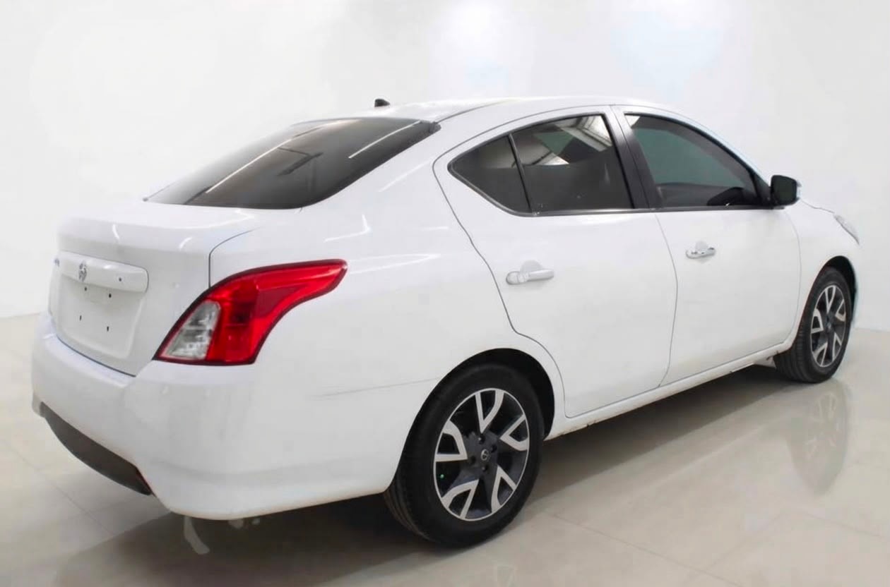 Nissan Versa Piel Aut — foto 2