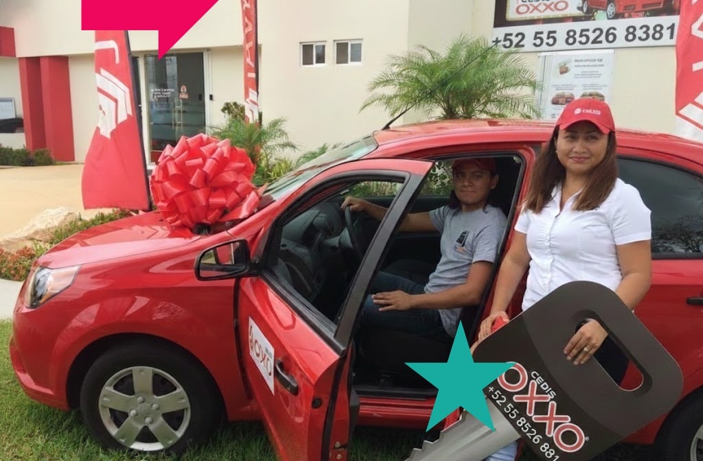 Entrega de vehículo Cedis OXXO